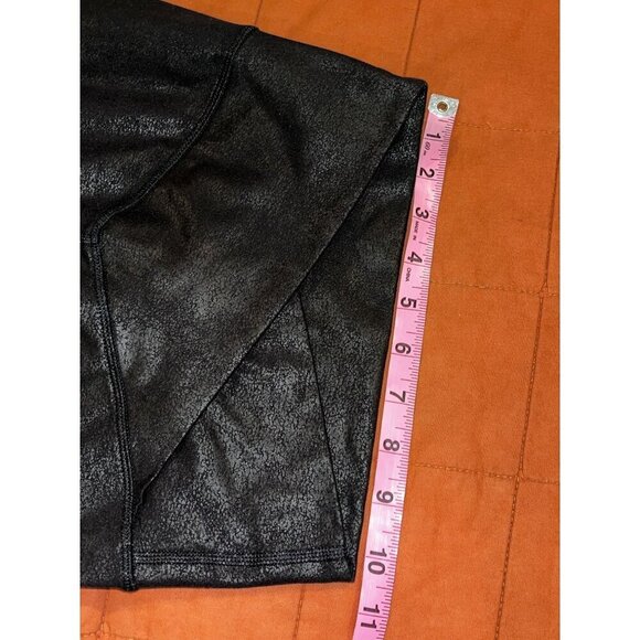 Aerie Offline Black High-Waisted Faux Leather LeggingsSize Small Womens - Picture 5 of 9